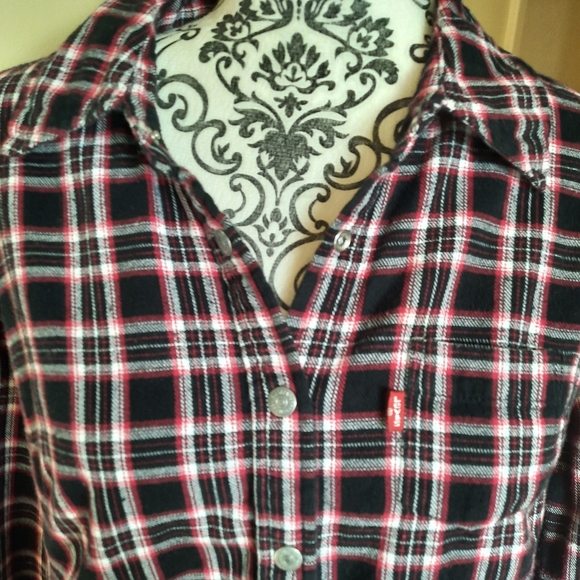 Levis shirt - Picture 4 of 6